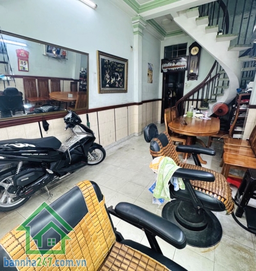 CHỈ 7,35 TỶ – NHÀ 4 TẦNG LÝ THÁI TỔ, QUẬN 10 – NGAY BỆNH VIỆN NHI ĐỒNG – 3 CĂN RA MẶT TIỀN Diện tích: 32m2 (3.2 x 10m), sổ vuông A4 đẹp Kết cấu: 1 trệt, 3 lầu.  4PN - 3 WC