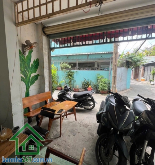 CĂN GÓC 3 MẶT TIỀN KINH DOANH – GẦN NGHĨA PHÁT – P.7 TÂN BÌNH – CHỈ 6,45 TỶ DT: 4.5 x 14m (65m²) – 1 trệt 1 lầu, 2PN – 2WC.  Đường nhựa 6m, xe hơi tránh thoải mái.