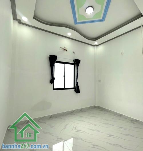 NHỈNH 4 TỶ – NHÀ MỚI 2 TẦNG – GẦN NGÃ TƯ BỐN XÃ – GIÁP TÂN PHÚ, QUẬN 6 - 3 PN – 3 WC * Diện tích: 55,1m² (4,05 x 16,26m) * Kết cấu: 1 trệt 1 lầu, nhà mới – xách va li và ở ngay