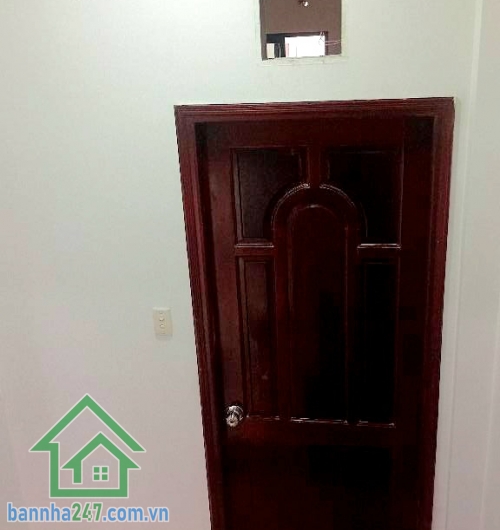 CHỈ 11,6 TỶ - SIÊU PHẨM NHÀ PHỐ NHẤT CHI MAI – SÁT NHÀ GA T3 - 4 PN - 4WC Diện tích: 53,3m² (3,2 x 17m) Kết cấu: 4 tầng BTCT – 1 trệt, 2 lầu, sân thượng - 4 PN - 4 WC
