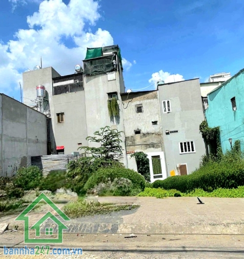 CHỈ 3,95 TỶ - ĐẤT ĐƯỜNG SỐ 9 – SÁT KÊNH THAM LƯƠNG – GẦN AEON MALL TÂN PHÚ Diện tích: 63m² – đất vuông vức, dễ thiết kế xây dựng Hẻm xe hơi thông tứ tung Ô tô thông 