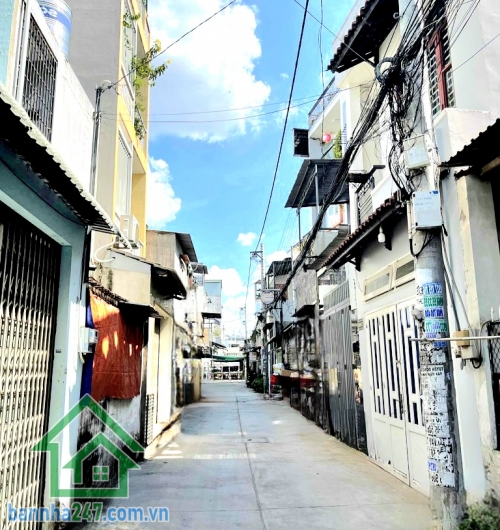 CHỈ 3,95 TỶ - ĐẤT ĐƯỜNG SỐ 9 – SÁT KÊNH THAM LƯƠNG – GẦN AEON MALL TÂN PHÚ Diện tích: 63m² – đất vuông vức, dễ thiết kế xây dựng Hẻm xe hơi thông tứ tung Ô tô thông 