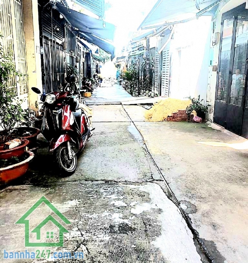 CHỈ 4,3 TỶ (TL) – HẺM 6M XE HƠI – NGAY BÌNH LONG – NGUYỄN SƠN – GIÁP TÂN PHÚ – 36M² – 2PN – 2WC Vị trí vàng – kết nối cực nhanh: Nằm giữa trục Bình Long – Nguyễn Sơn
