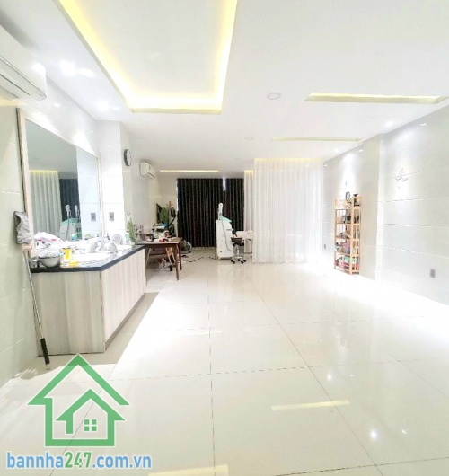NHỈNH 17 TỶ – MTKD ĐƯỜNG CHÍNH VÀO MIZUKI PARK – CÓ THANG MÁY – TẶNG FULL NỘI THẤT GỖ CAO CẤP DT: 105m² (5x21)m – 1 trệt, 4 lầu, thang máy.