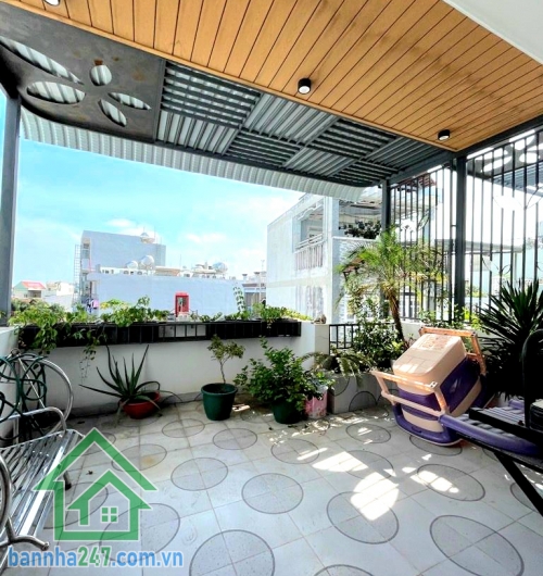 CHỈ 8 TỶ – HXH NHỰA 5M THÔNG – XE HƠI NGỦ TRONG NHÀ - NGUYỄN PHÚC CHU - 4 TẦNG BTCT – 4PN 5WC – TẶNG FULL NỘI THẤT Diện tích: 55m² (5m x 11m) – sổ vuông vức. Hoàn công đầy đủ, mua bán nhanh gọn