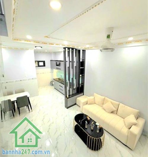 CHỈ 4,65 TỶ – NHÀ MỚI XINH - P10. TÂN BÌNH - 2 TẦNG – HẺM BA GÁC – KHÔNG LỘ GIỚI DT: 4x8m (32m² công nhận đủ, vuông A4) Kết cấu: 1 trệt 1 lầu đúc thật – 2PN, 2WC