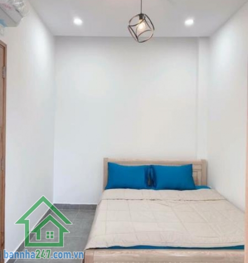 BÁN NHÀ 4 TẦNG MỚI ĐẸP – HẺM XE TẢI – SÁT MẶT TIỀN – NGANG 5.1M – GẦN TRƯỜNG CHINH – TÂN BÌNH- CHỈ 5.1 TỶ.   Diện tích: 5.1 x 7.4m – thiết kế có sân trước.