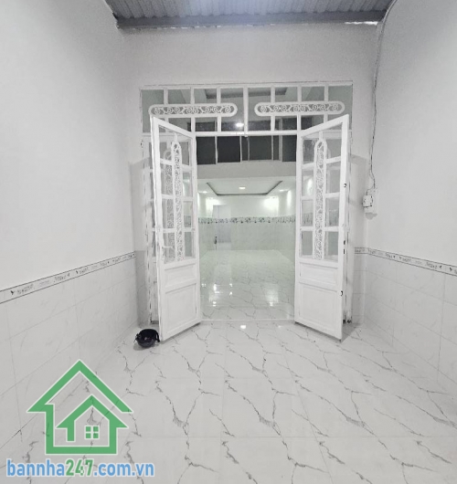 Nhà Nguyễn Sỹ Sách – Tân Bình DT: 54m² (3.1 x 18m), sổ hồng riêng 2 tầng: 3PN – 3WC, nhà mới, vào ở ngay Hẻm ba gác, 50m ra MT, gần chợ Tân Trụ, trường học. 