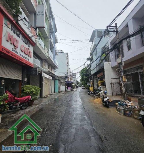 Nhà Nguyễn Sỹ Sách – Tân Bình DT: 54m² (3.1 x 18m), sổ hồng riêng 2 tầng: 3PN – 3WC, nhà mới, vào ở ngay Hẻm ba gác, 50m ra MT, gần chợ Tân Trụ, trường học. 