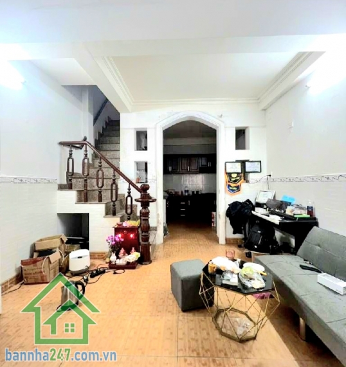CHỈ 6,75 TỶ – HẺM 5M THÔNG – SÁT PANDORA TRƯỜNG CHINH – TÂN PHÚ - NHÀ ĐẸP 4 TẦNG BTCT – 45M² – 3PN – 4WC – GẦN NHÀ GA T3 Diện tích: 4/4.05 x 11m – công nhận đủ