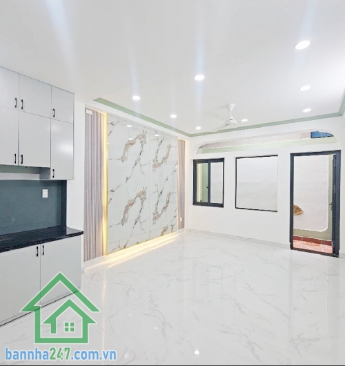 CHỈ 6,79 TỶ - NHÀ MỚI 4 TẦNG – 60M² – 4PN – NGAY ĐH CÔNG THƯƠNG – AEON MALL -  4PN, 3WC  Vị trí: Khu dân trí cao, an ninh – gần Đại học Công Thương, Aeon Mall Tân Phú, siêu thị, trường học, trung tâm thương mại.
