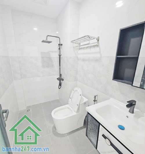 CHỈ 6,79 TỶ - NHÀ MỚI 4 TẦNG – 60M² – 4PN – NGAY ĐH CÔNG THƯƠNG – AEON MALL -  4PN, 3WC  Vị trí: Khu dân trí cao, an ninh – gần Đại học Công Thương, Aeon Mall Tân Phú, siêu thị, trường học, trung tâm thương mại.