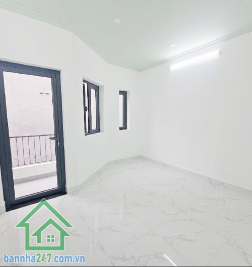 CHỈ 6,79 TỶ - NHÀ MỚI 4 TẦNG – 60M² – 4PN – NGAY ĐH CÔNG THƯƠNG – AEON MALL -  4PN, 3WC  Vị trí: Khu dân trí cao, an ninh – gần Đại học Công Thương, Aeon Mall Tân Phú, siêu thị, trường học, trung tâm thương mại.