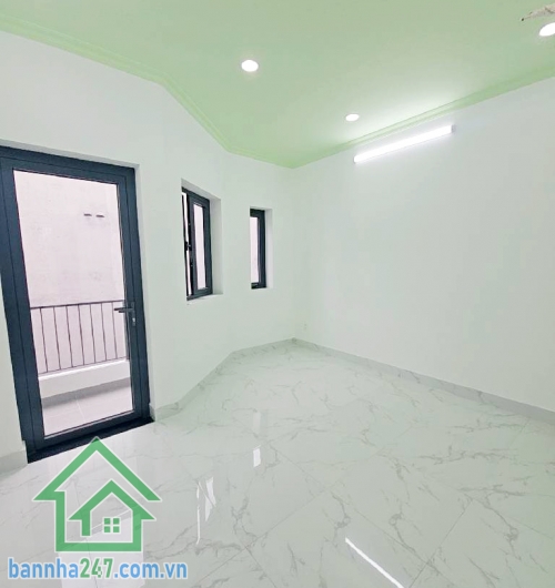 CHỈ 6,79 TỶ - NHÀ MỚI 4 TẦNG – 60M² – 4PN – NGAY ĐH CÔNG THƯƠNG – AEON MALL -  4PN, 3WC  Vị trí: Khu dân trí cao, an ninh – gần Đại học Công Thương, Aeon Mall Tân Phú, siêu thị, trường học, trung tâm thương mại.