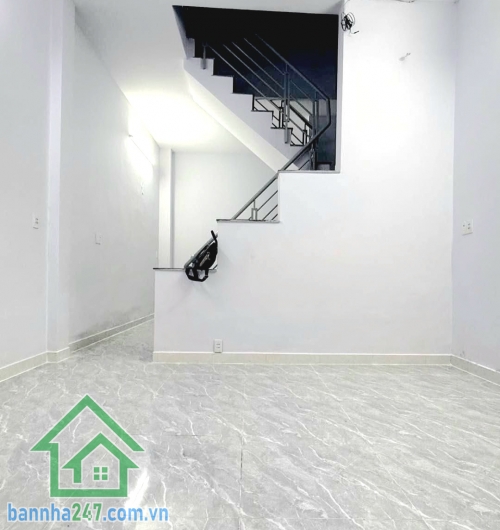 CHỈ 3,95 TỶ (BỚT LỘC) – HẺM XE HƠI – NHÀ MỚI ĐẸP – GẦN NGÃ TƯ BỐN XÃ - 32m² (4m x 8m) 