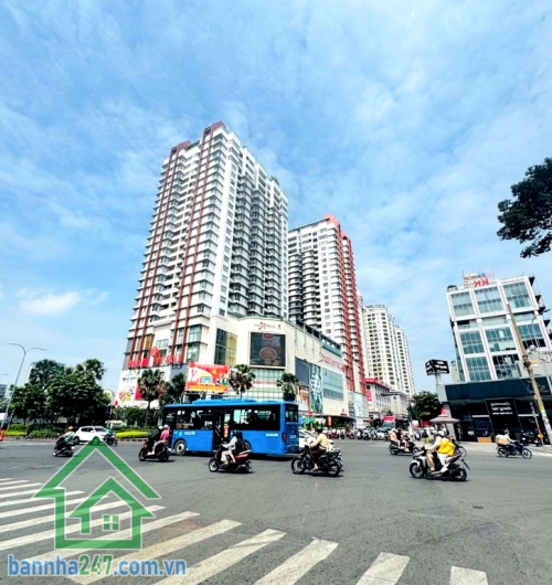 CHỈ 15 TỶ - NHÀ 2 MTKD – TRỤC ĐƯỜNG LÊ ĐẠI HÀNH – QUẬN 11 -  Sản phẩm hiếm trong khu vực trung tâm Quận 11 * DT: 70m² (3,36 x 20,5) * DT sàn: 209,3m² – 4 tầng