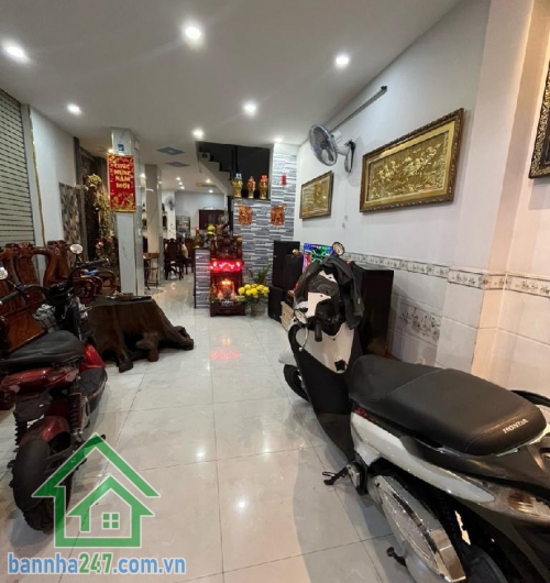 CHỈ 6.3 TỶ - NHÀ 4 TẦNG - HẺM XE TẢI - BÌNH TRỊ ĐÔNG - 4PN, 4WC - SỔ HOÀN CÔNG ĐỦ.