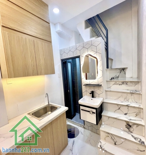 CHỈ 1,95 TỶ SỞ HỮU NHÀ 3 TẦNG MINI HOUSE P.10 TÂN BÌNH – FULL NỘI THẤT – ĐẦU TƯ CHO THUÊ NGON  Nhà đẹp, mới, 3 tầng chắc chắn: trệt – lửng – lầu Diện tích sử dụng: 30m2