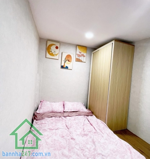 CHỈ 1,95 TỶ SỞ HỮU NHÀ 3 TẦNG MINI HOUSE P.10 TÂN BÌNH – FULL NỘI THẤT – ĐẦU TƯ CHO THUÊ NGON  Nhà đẹp, mới, 3 tầng chắc chắn: trệt – lửng – lầu Diện tích sử dụng: 30m2