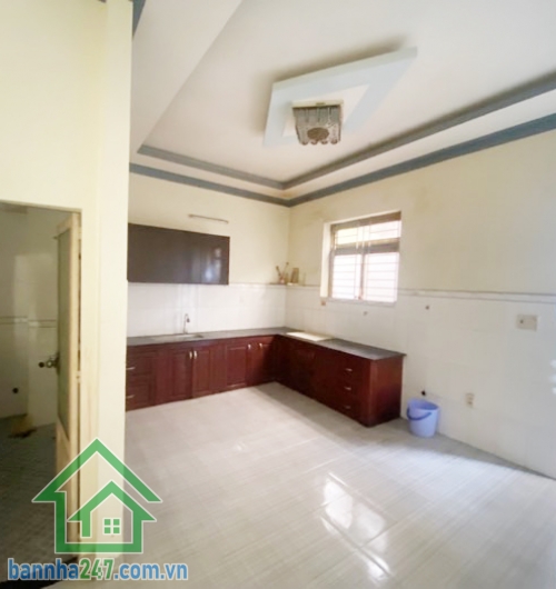 CHỈ 5,3 TỶ - NHÀ ĐẸP – ĐƯỜNG 8M XE HƠI TRÁNH – SÁT AEON TÂN PHÚ – 5.4 x 12m – KHÔNG LỘ GIỚI (Đường Số 6) DT: 5.4 x 12m – Công nhận: 62.3m² – sổ vuông A4, không lộ giới. 