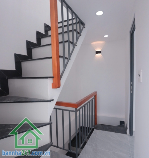 SIÊU HIẾM – MTKD ĐƯỜNG SỐ 14B, TÂN PHÚ – NHÀ MỚI 100% – CHỈ 3 TỶ 150 – DỌN VÀO Ở NGAY Diện tích: 4,7 x 4m (không lộ giới) Kết cấu: 1 trệt, 2 lầu, 2PN, 3WC