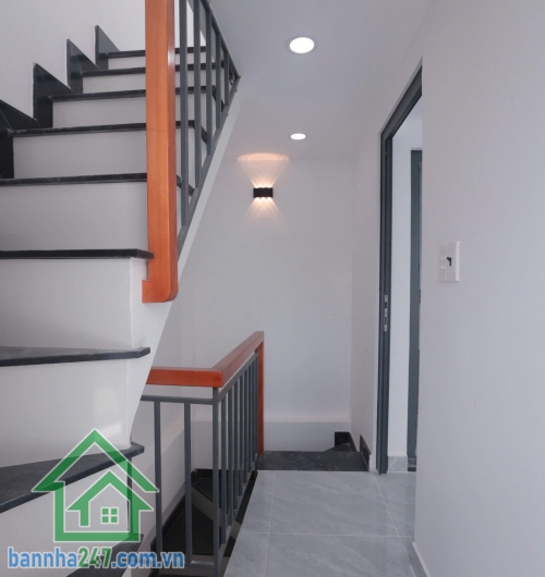 SIÊU HIẾM – MTKD ĐƯỜNG SỐ 14B, TÂN PHÚ – NHÀ MỚI 100% – CHỈ 3 TỶ 150 – DỌN VÀO Ở NGAY Diện tích: 4,7 x 4m (không lộ giới) Kết cấu: 1 trệt, 2 lầu, 2PN, 3WC