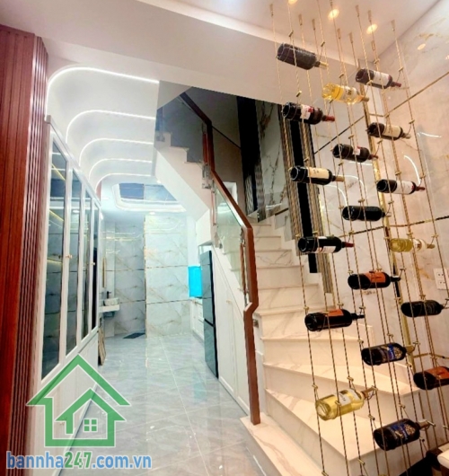 CHỈ 5,2 TỶ – SIÊU PHẨM NHÀ XÂY MỚI 100% – TRUNG TÂM TÂN PHÚ – NGAY TÔ HIỆU – 3 TẦNG – 32M² – 3PN - 2WC – SỔ HỒNG RIÊNG. Kết cấu: 1 trệt, 2 lầu đúc có sân thượng. 