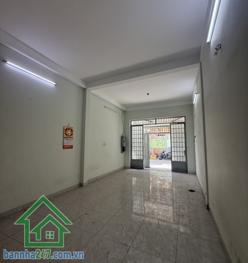 MẶT TIỀN ĐẸP - XE TẢI TRÁNH - NHỈNH 6 TỶ - KINH DOANH SẦM UẤT BÌNH TÂN