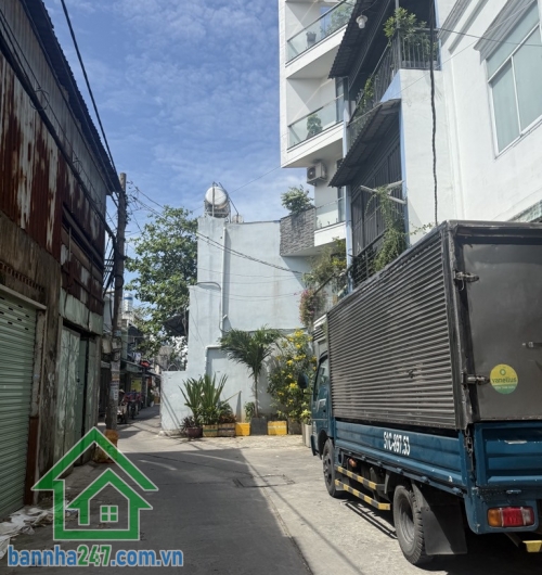 MẶT TIỀN ĐẸP - XE TẢI TRÁNH - NHỈNH 6 TỶ - KINH DOANH SẦM UẤT BÌNH TÂN
