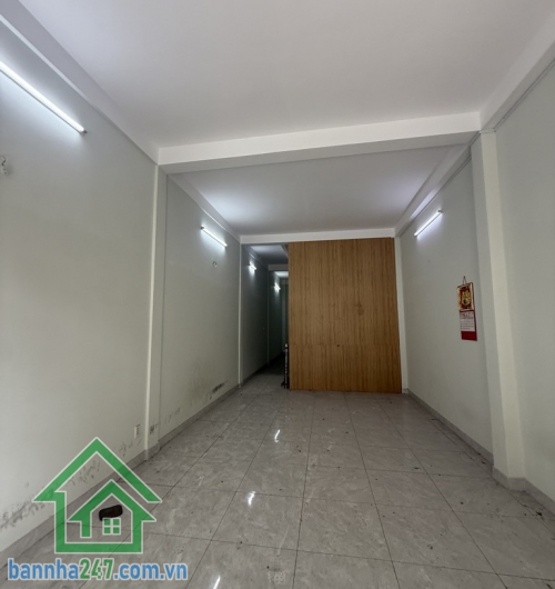 MẶT TIỀN ĐẸP - XE TẢI TRÁNH - NHỈNH 6 TỶ - KINH DOANH SẦM UẤT BÌNH TÂN