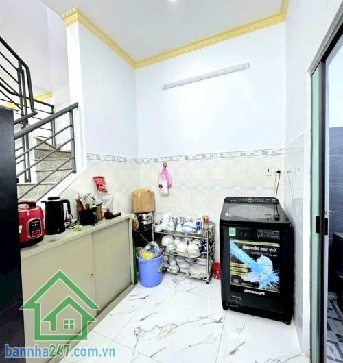 CHỈ 4,65 TỶ – HẺM XE HƠI CẠNH NHÀ – 2 TẦNG KIÊN CỐ – NGAY TÂN KỲ TÂN QUÝ – GIÁP TÂN PHÚ - 58M²(4x14,5)M DT: 58m² (4x14,5)m – sổ hồng riêng, pháp lý chuẩn.