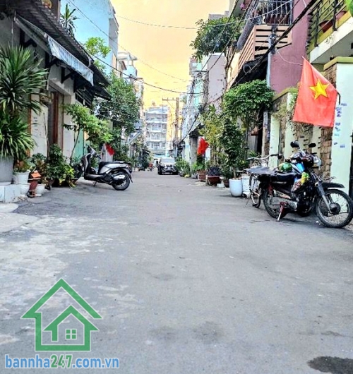 CHỈ 5,35 TỶ – NHÀ 3 TẦNG MỚI – HẺM XE HƠI 5M THÔNG – ĐẤT MỚI – BÌNH TRỊ ĐÔNG (GIÁP TÂN PHÚ) - 50m² (4 x 13m) - 4PN – 3WC 