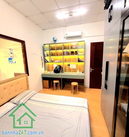 NHỈNH 5 TỶ – VỊ TRÍ ĐẸP – KỀ AEON MALL TÂN PHÚ – GẦN CELEADON CITY - HẺM XE TẢI 6M – 2 TẦNG – 61M² (4x15)m – SỔ NỞ HẬU – HOÀN CÔNG ĐỦ - Diện tích: 4 x 15m (công nhận 61m² nở hậu) 