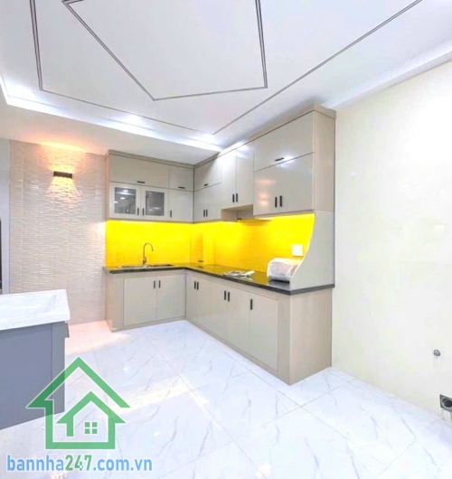 CHỈ 4,99 TỶ – HẺM XE TẢI 6M THÔNG – SÁT NGÃ TƯ BỐN XÃ – GẦN MẶT TIỀN LÊ VĂN QUỚI – NHÀ 2 TẦNG - DT: 48m² (4m x 12m) Lê Văn Quới – giáp Tân Phú – khu trung tâm 