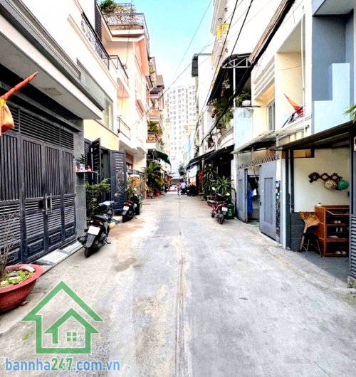 CHỈ 4,99 TỶ – HẺM XE TẢI 6M THÔNG – SÁT NGÃ TƯ BỐN XÃ – GẦN MẶT TIỀN LÊ VĂN QUỚI – NHÀ 2 TẦNG - DT: 48m² (4m x 12m) Lê Văn Quới – giáp Tân Phú – khu trung tâm 
