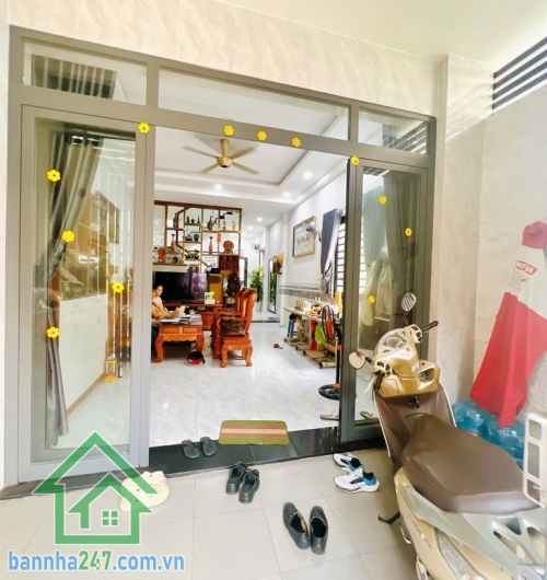 NHÀ GÓC 2 TẦNG BTCT – TÂN PHÚ –