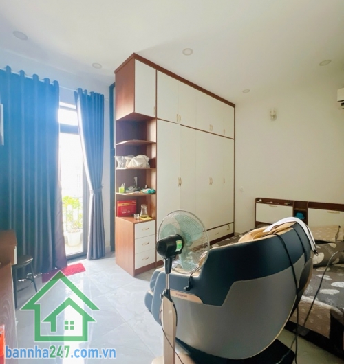 NHÀ GÓC 2 TẦNG BTCT – TÂN PHÚ –