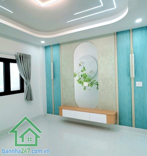 NHỈNH 6 TỶ - HẺM 6M HƯƠNG LỘ 2 – DT: 54m² (4 x 13.5)m - 5 TẦNG MỚI – NGAY NGÃ TƯ 4 XÃ – 4PN - 4WC Vị trí cực đẹp: Hẻm xe hơi 6m, thông thoáng – sát Ngã Tư 4 Xã
