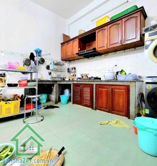 CHỈ 7,5 TỶ – HXH XE TẢI 8M THÔNG – SÁT MẶT TIỀN BÌNH LONG – GẦN AEON MALL - DT: 70M² (4X17)M - SHR Diện tích: ~70m² Hiện trạng: 1 trệt + 1 lầu – nhà xây kiên cố
