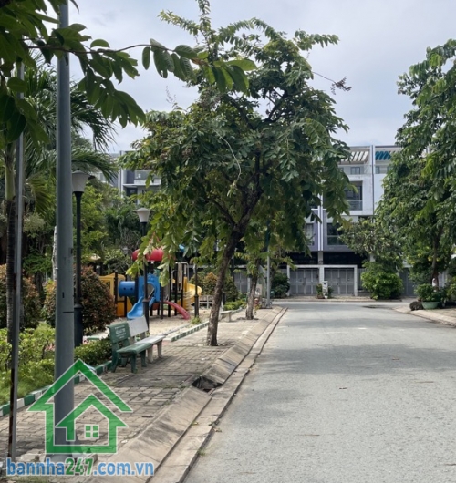 SIÊU PHẨM ĐẦU TƯ – NHÀ PHỐ 5 TẦNG XÂY THÔ – KHU VIP MIZUKI PARK - CHỈ 12 TỶ. ✔ DT đất: 100m² (5x20m) – DT sàn: 329.6m² ✔ Kết cấu: Hầm – 3 Lầu – Sân thượng trướ và sau.
