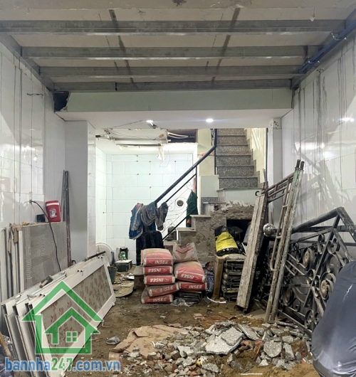 CHỈ 5,4 TỶ – NHÀ ĐẸP GẦN MẶT TIỀN LÊ BÌNH, P.4, TÂN BÌNH – 4 TẦNG – 3PN – 3WC Vị trí cực đẹp, cách mặt tiền Lê Bình chỉ 20m. NHÀ ĐANG HOÀN THIỆN) Khu dân trí cao. 