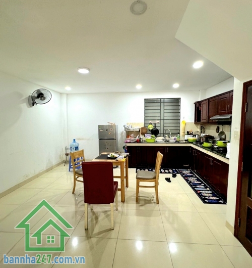 CHỈ 7 TỶ – TRẦN THỊ TRỌNG, TÂN BÌNH - GIÁ CHỈ ~100 TRIỆU/M² – XE HƠI NGỦ TRONG NHÀ - NHÀ 5 TẦNG BTCT – DT: (5.1X13)M - 5 PN – 3 WC Vị trí trung tâm Tân Bình 