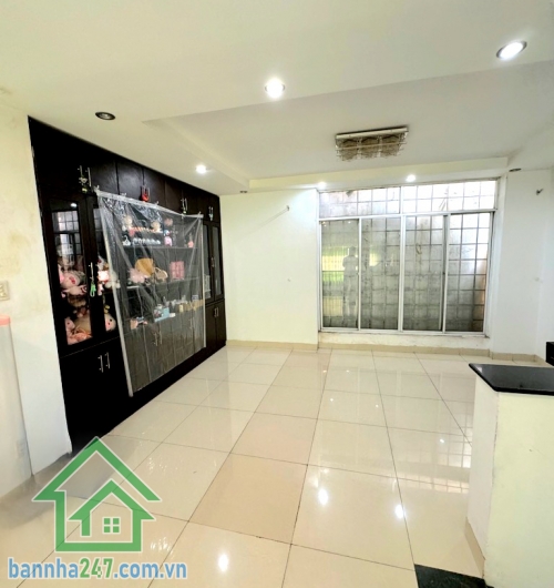 CHỈ 7 TỶ – TRẦN THỊ TRỌNG, TÂN BÌNH - GIÁ CHỈ ~100 TRIỆU/M² – XE HƠI NGỦ TRONG NHÀ - NHÀ 5 TẦNG BTCT – DT: (5.1X13)M - 5 PN – 3 WC Vị trí trung tâm Tân Bình 
