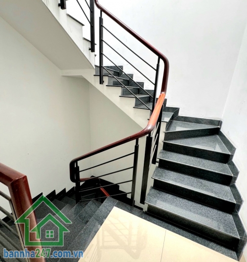 CHỈ 7 TỶ – TRẦN THỊ TRỌNG, TÂN BÌNH - GIÁ CHỈ ~100 TRIỆU/M² – XE HƠI NGỦ TRONG NHÀ - NHÀ 5 TẦNG BTCT – DT: (5.1X13)M - 5 PN – 3 WC Vị trí trung tâm Tân Bình 