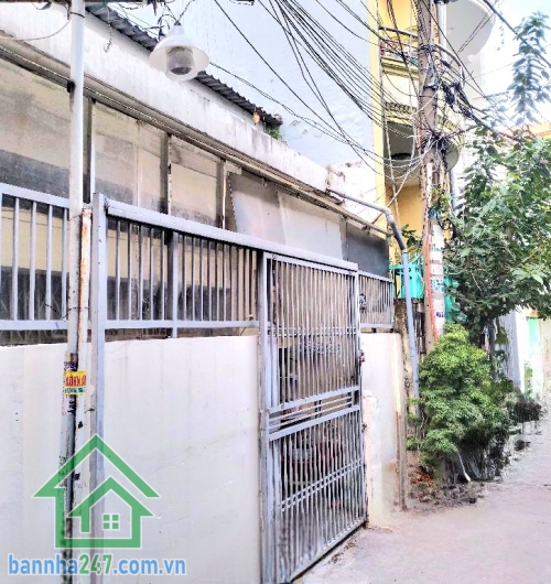 CHỈ 5,7 TỶ (BL) - NHÀ NGANG KHỦNG 5M – HẺM XE HƠI TỚI NHÀ – ĐANG CHO THUÊ 6,5TR/THÁNG.  Vị trí: Hẻm 4m, xe hơi tới tận cửa, khu dân trí cao, an ninh tốt. 