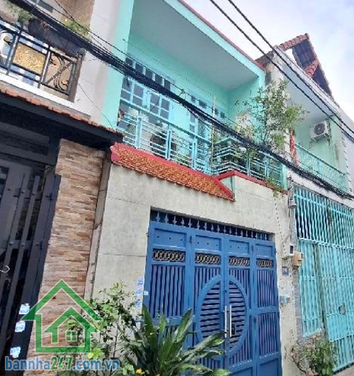 CHỈ 4,65 TỶ – HẺM 5M – ĐƯỜNG SỐ 4 – BÌNH TÂN – NHÀ Ở NGAY Diện tích: 43,2m² (3,9 x 11m) Kết cấu: 1 trệt 1 lầu, có ban công 2 phòng ngủ – 2 WC, bố trí hợp lý
