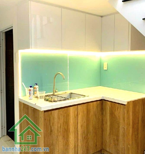CHỈ 2,85 TỶ - SIÊU PHẨM NI SƯ HUỲNH LIÊN – TRUNG TÂM TÂN BÌNH – NHÀ ĐẸP Ở NGAY – 2PN  Đường Ni Sư Huỳnh Liên – Quận Tân Bình DT: 3m x 4.3m (nở hậu 3.3m). Kết cấu: 1 trệt – 1 lửng – 1 lầu – 2PN