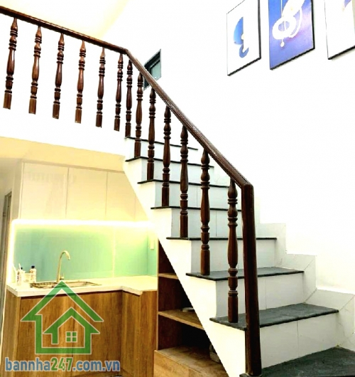 CHỈ 2,85 TỶ - SIÊU PHẨM NI SƯ HUỲNH LIÊN – TRUNG TÂM TÂN BÌNH – NHÀ ĐẸP Ở NGAY – 2PN  Đường Ni Sư Huỳnh Liên – Quận Tân Bình DT: 3m x 4.3m (nở hậu 3.3m). Kết cấu: 1 trệt – 1 lửng – 1 lầu – 2PN