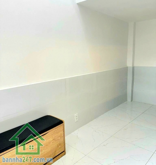 CHỈ 2,85 TỶ - SIÊU PHẨM NI SƯ HUỲNH LIÊN – TRUNG TÂM TÂN BÌNH – NHÀ ĐẸP Ở NGAY – 2PN  Đường Ni Sư Huỳnh Liên – Quận Tân Bình DT: 3m x 4.3m (nở hậu 3.3m). Kết cấu: 1 trệt – 1 lửng – 1 lầu – 2PN