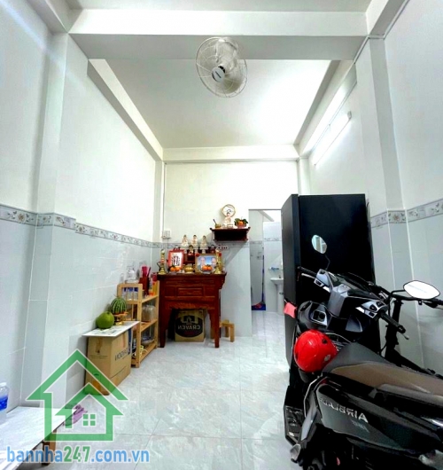 CHỈ 4,15 TỶ – TRUNG TÂM Q3 – HUỲNH TỊNH CỦA – SỔ NỞ HẬU - DTSD : 44M² - 2PN - 2WC Vị trí: Huỳnh Tịnh Của – Quận 3Khu trung tâm, tiện ích xung quanh đầy đủ